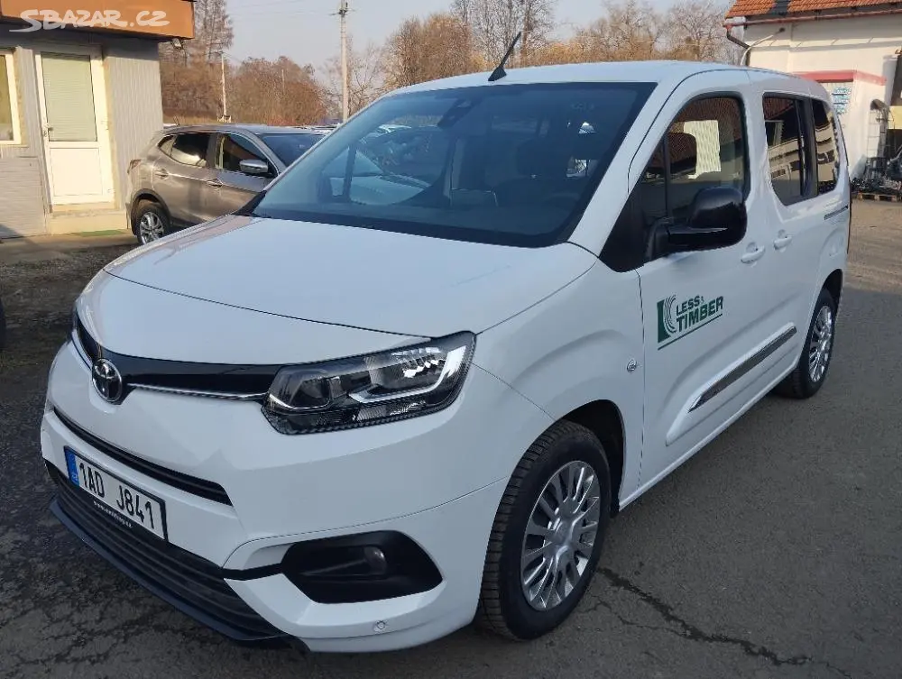 Toyota proace city 5/2024 1,5 d najeto 18 tis km - Mošnov - Bazar ...