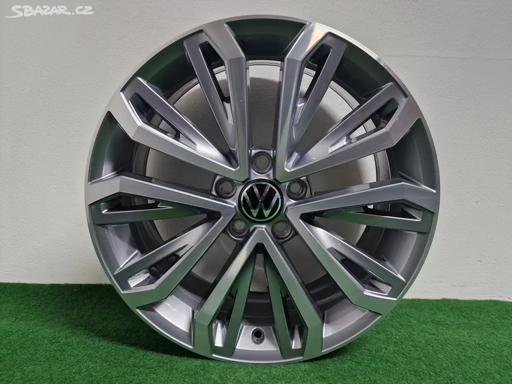 VW  T - Roc  Alu kola 18    Originál Montego Bay