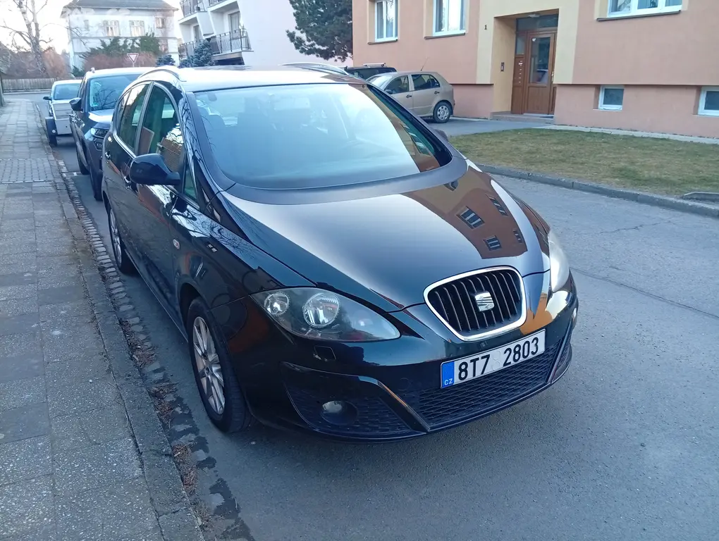 SEAT ALTEA XL 1,6 TDi 150 PS, nebouráno, STK 3/26 - fotka 2