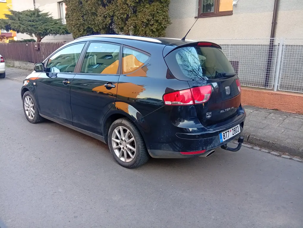 SEAT ALTEA XL 1,6 TDi 150 PS, nebouráno, STK 3/26 - fotka 3