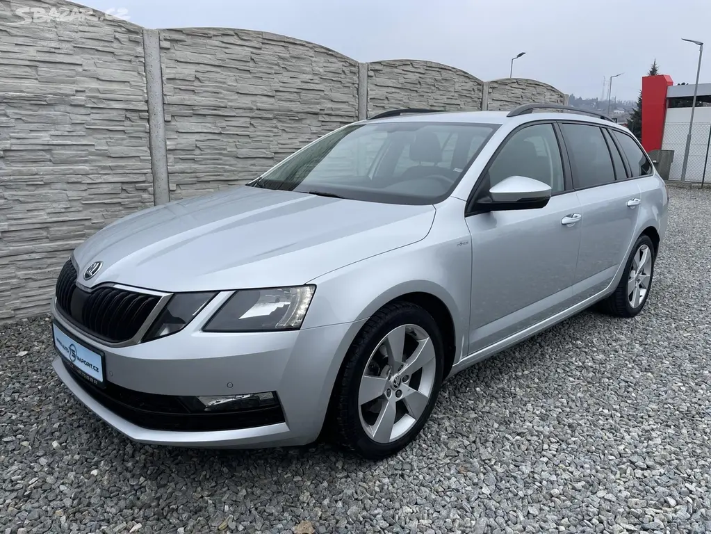 Škoda Octavia 2.0TDi 150PS 4x4 COMBI ACTIVE! - fotka 2