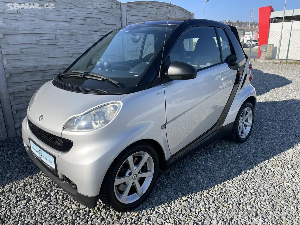 Smart Fortwo 1.0ie 70PS CABRIO PASSION TOP! - fotka 2