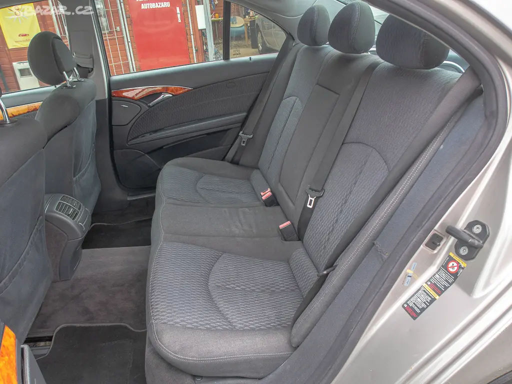 Mercedes-Benz 280CDI 130KW mat 2x KOLA - fotka 6