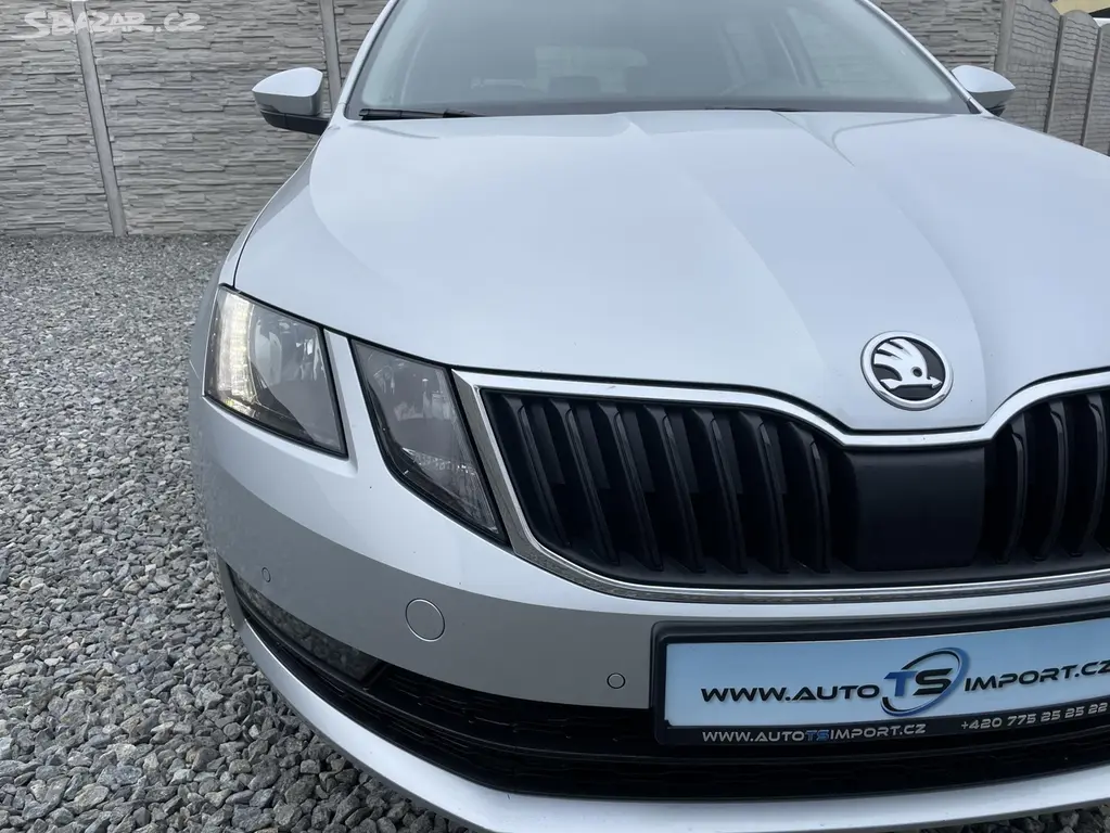 Škoda Octavia 2.0TDi 150PS 4x4 COMBI ACTIVE! - fotka 6