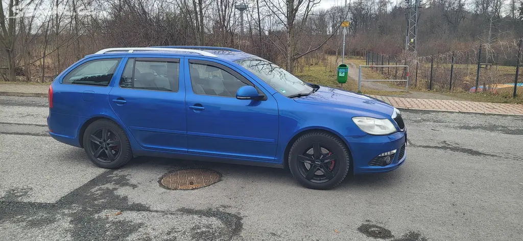 Škoda Octavia combi II RS 2.0 TDI 125 kW 2010-TOP - fotka 5