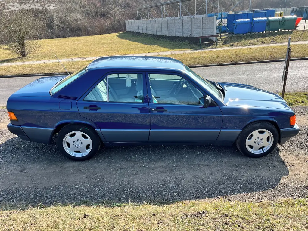 MERCEDES W201 2.6 R6 122KW,KLIMA,BEZ RZI,ALU AMG! - fotka 5