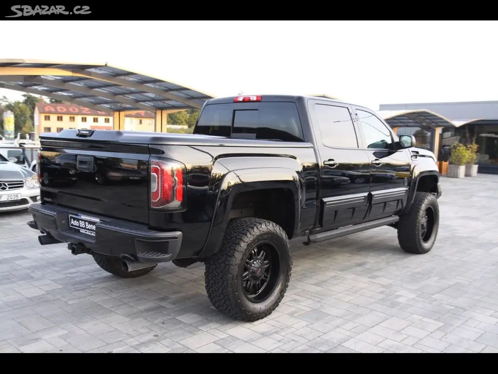 GMC Sierra, 1500 SLT 6.2 Black Ops Tuscany - fotka 6