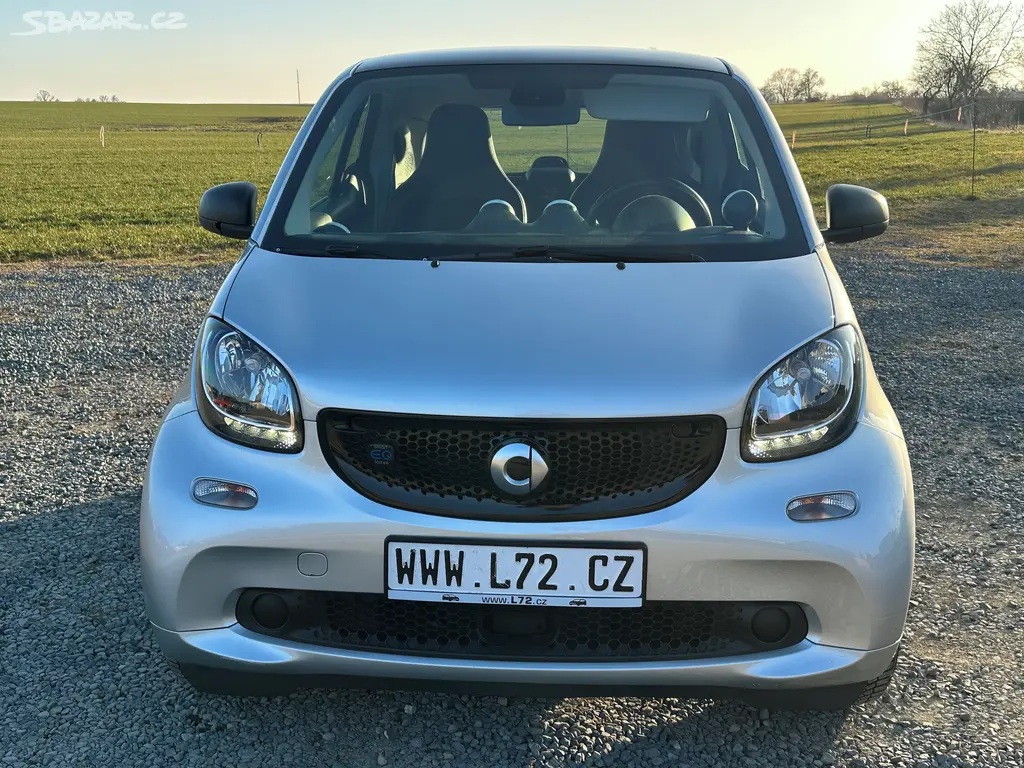 Smart Fortwo EQ Elektro nabíjeni 22kw NAVIGACE DPH - fotka 2