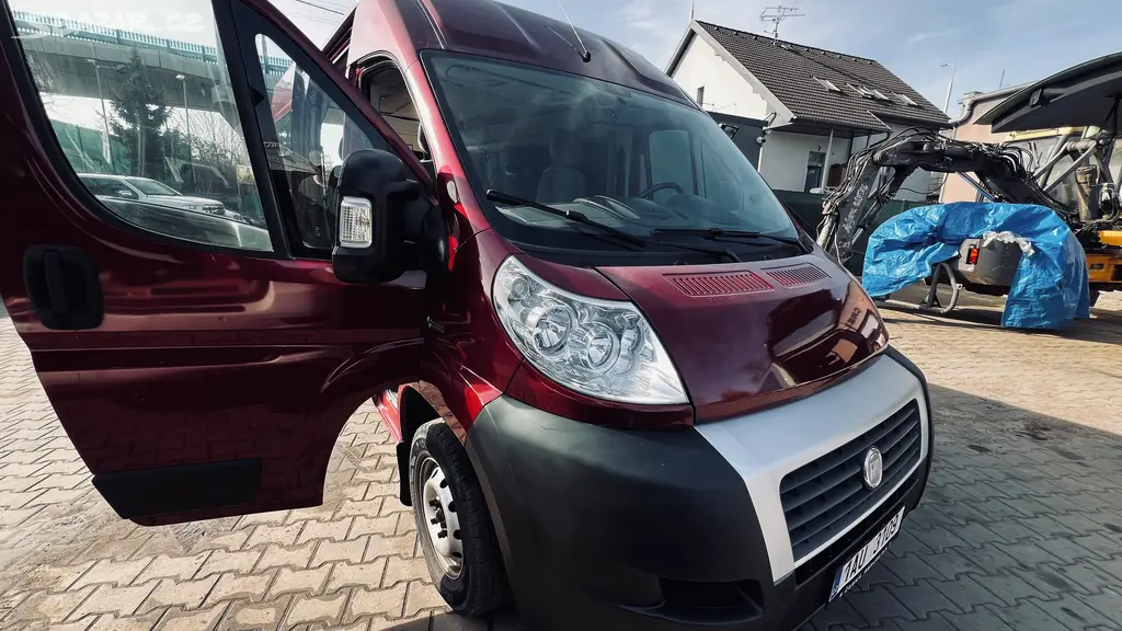 Fiat Ducato 3,0i PANORAMA CNG 8 míst CZ 100KW