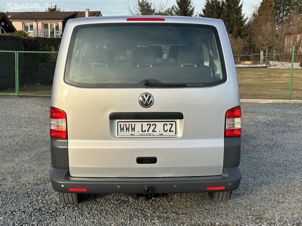 Volkswagen T5 Caravelle 2.0 tdi LONG 9 míst NAVI - fotka 5