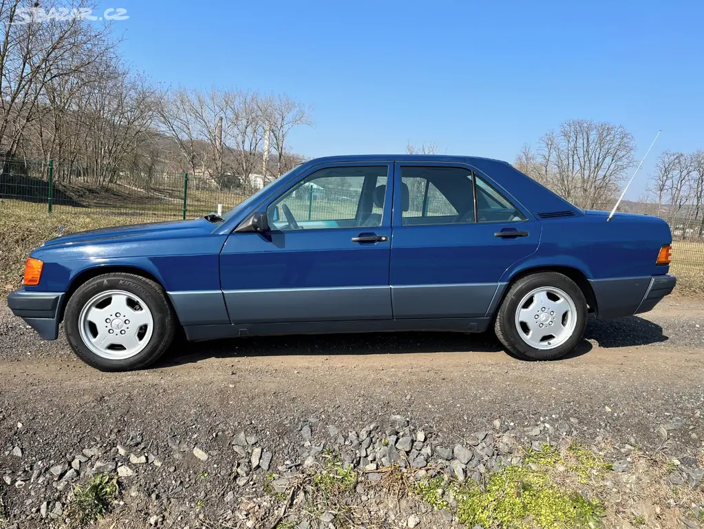 MERCEDES W201 2.6 R6 122KW,KLIMA,BEZ RZI,ALU AMG! - fotka 4