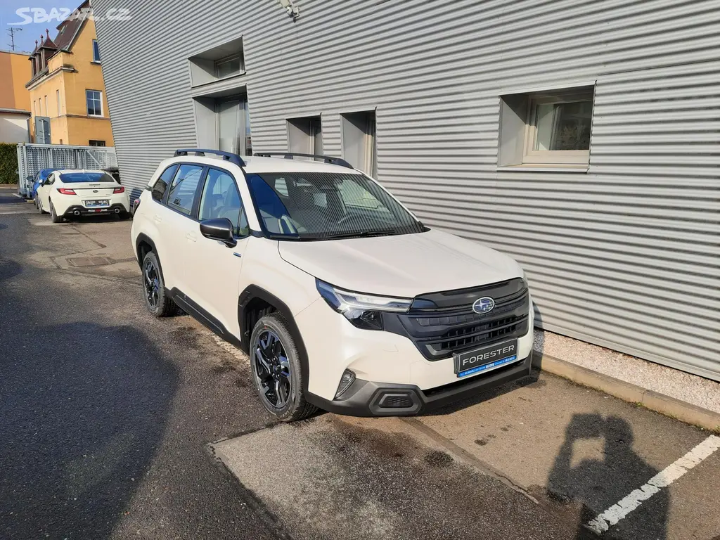 Subaru Forester, NOVÝ FORESTER 2,0i COM. NAVI - fotka 6