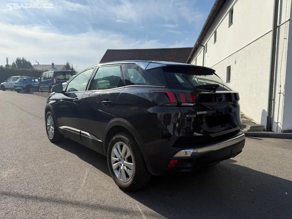 Peugeot 3008 1.2 THP 96 kW - fotka 4