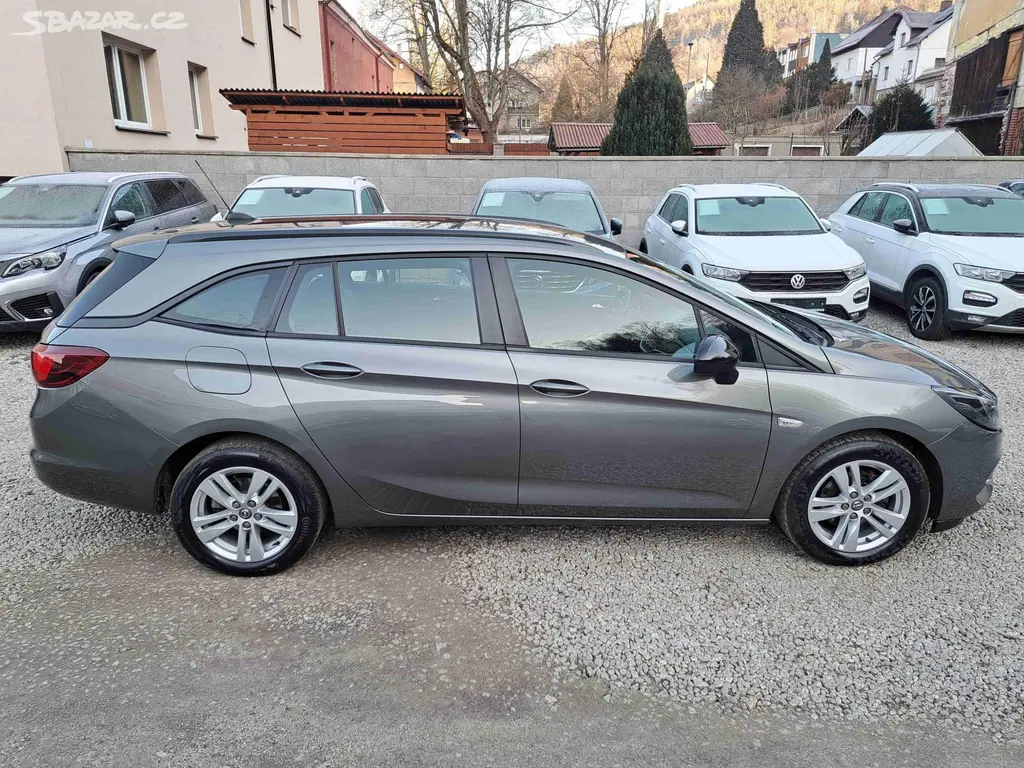 Opel Astra, 1,5 CDTI 90kW LED 16ALU NAVI - fotka 2