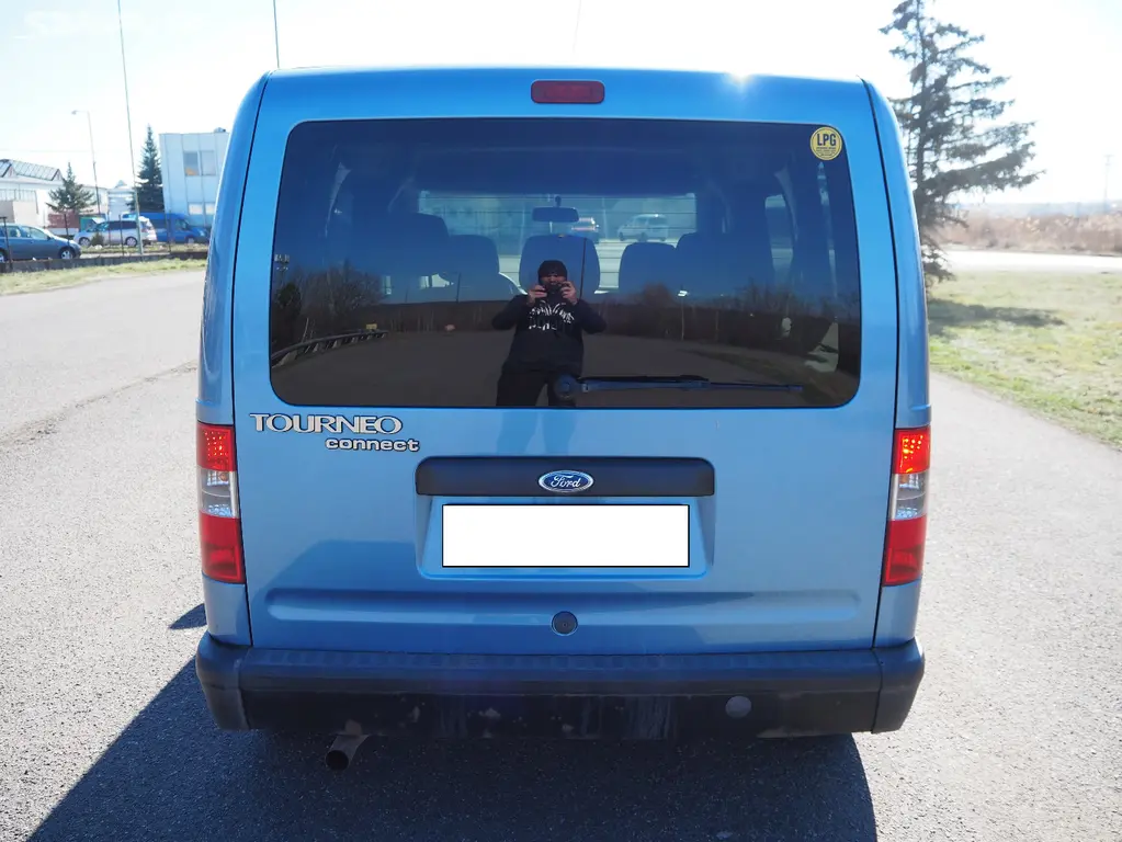 Ford Tourneo Connect 1.8 LPG klima, BEZ STK - fotka 6