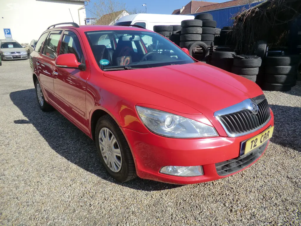 Škoda Octavia, 1.9TDI 77kW KLIMA NOVÉ ROZVODY - fotka 4