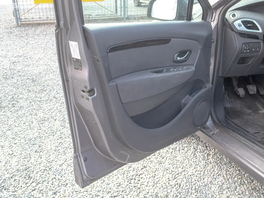 Renault Scénic 1.5DCI 81KW NAVIGACE - fotka 4