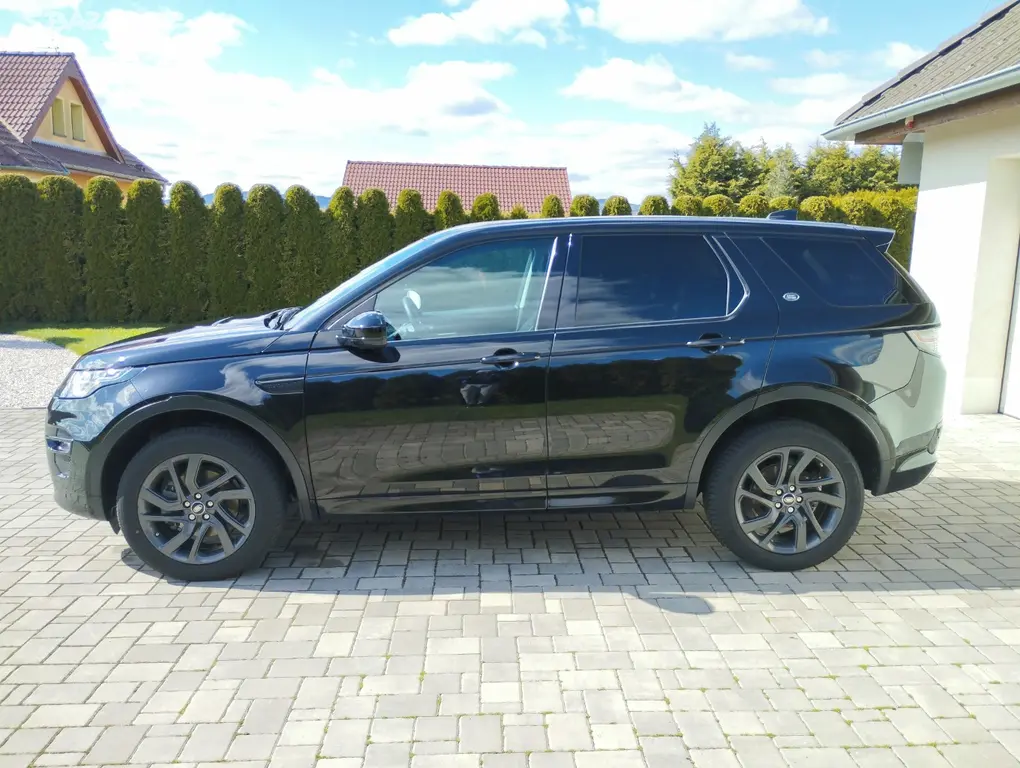 Land Rover Discovery Sport 2.0 D 4WD R-DYNAMIC - fotka 4