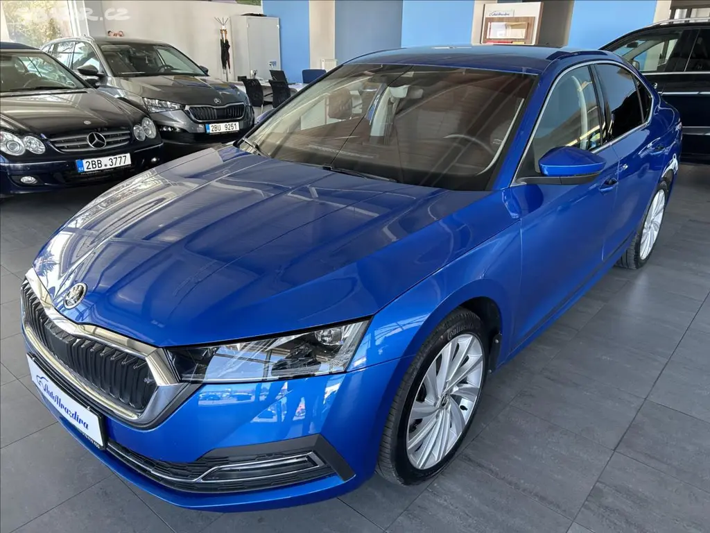 Škoda Octavia, 2,0 TDI,DSG,ZÁRUKA,ČR,STYLE+ - fotka 3
