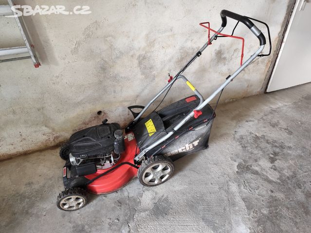 Benzinova Sekacka S Pojezdem Bazar
