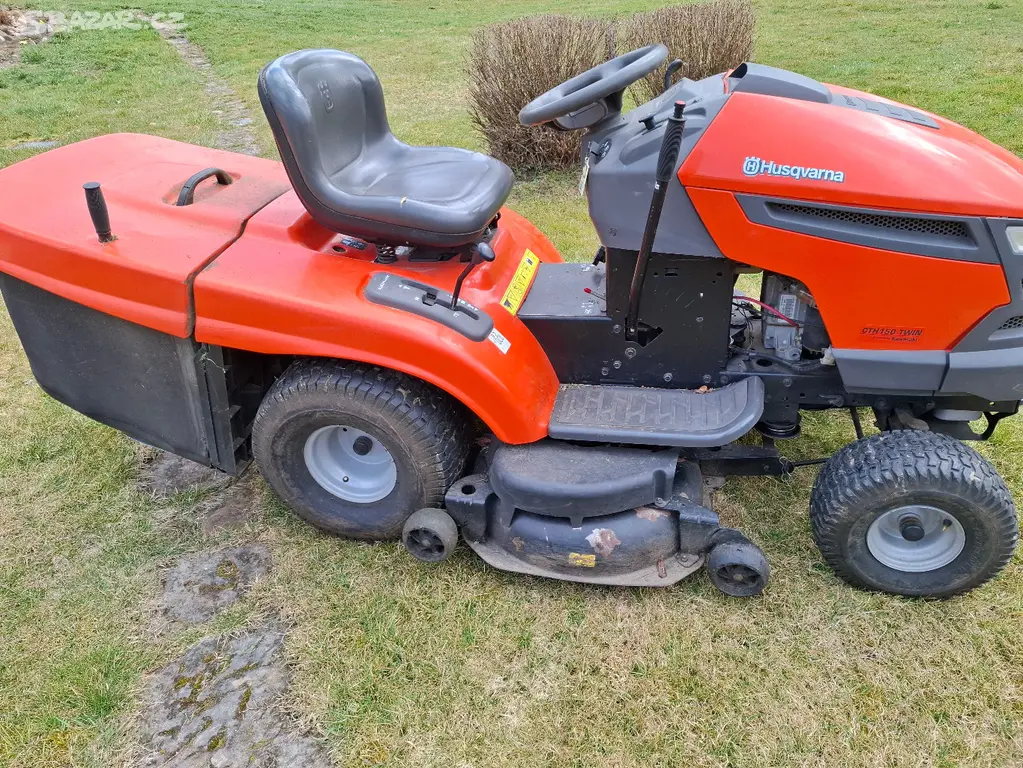 Zahradni Traktor Husqvarna Cth 150 Twin