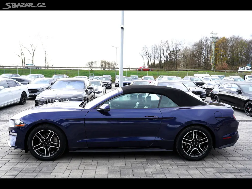 Ford Mustang, Convertible 2.3L EcoBoost - fotka 3