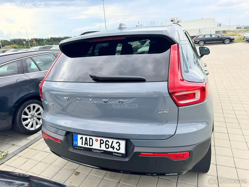 Volvo XC40 B4*2023*ČR*31tis km*Servis CZ+ZÁRUKA - fotka 3