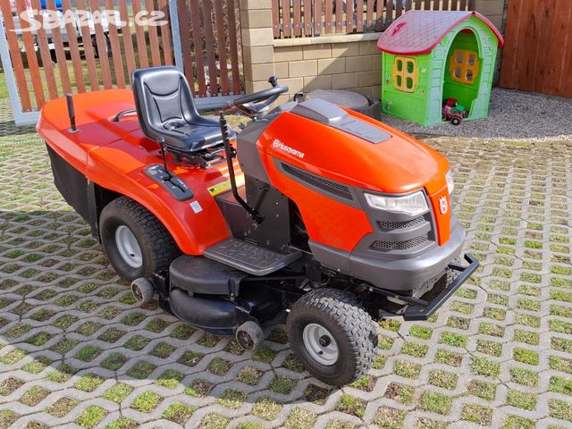 Zahradni Traktor Husqvarna Cth 150 Twin