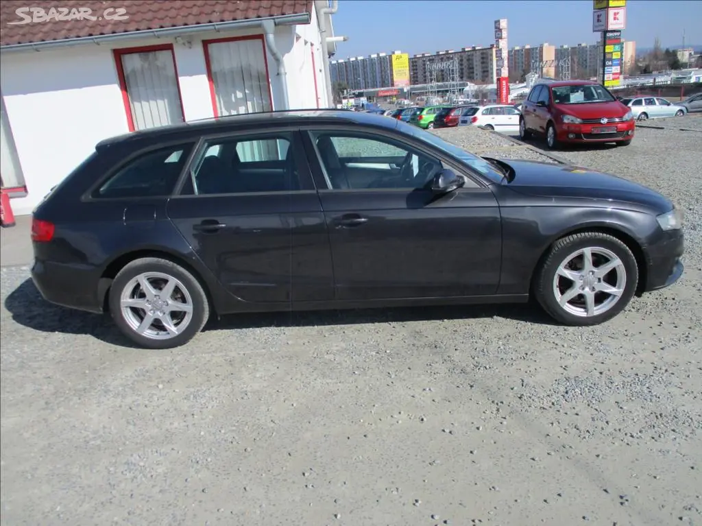 Audi A4 Avant, 2,0 TDi, aut. klimatizace, - fotka 5