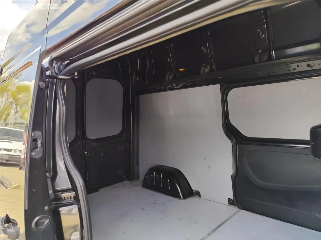 Renault Trafic, 1,6DCi 92KW L2H2 AC 2xŠOUP TOP - fotka 4