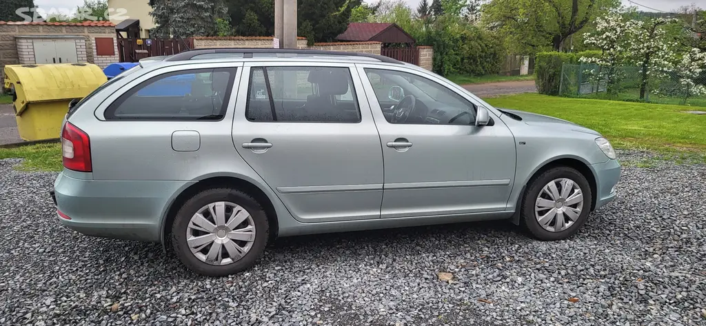Škoda Octavia combi 2.0 TDI 103 KW rv 2012-CZ-TOP - fotka 3