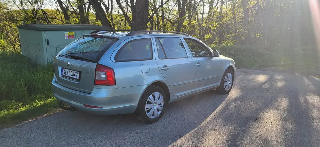 Škoda Octavia combi II 2.0TDI 103KW rv2012-CZ-TOP - fotka 4