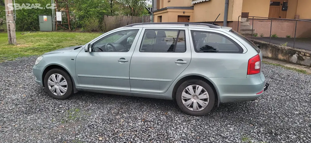 Škoda Octavia combi 2.0 TDI 103 KW rv 2012-CZ-TOP - fotka 6