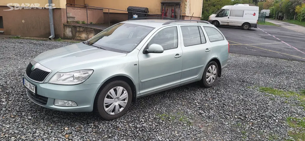 Škoda Octavia combi 2.0 TDI 103 KW rv 2012-CZ-TOP - fotka 2