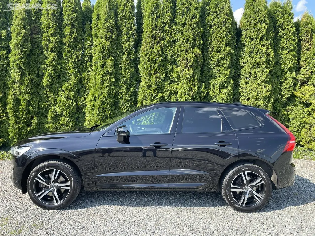 Volvo XC60, B5 173kW AWD R-Design - fotka 5