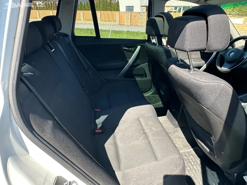 BMW X3, 2.0 D AUTOMAT NAVIGACE 4x4 - fotka 5