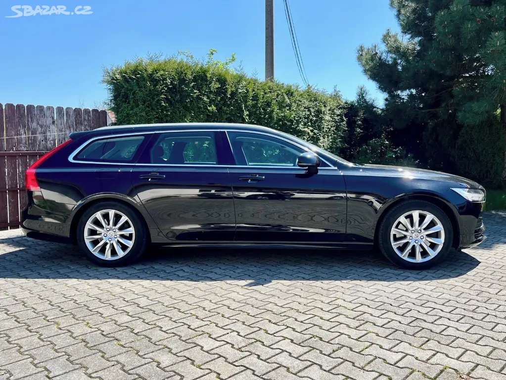 Volvo V90 2,0 T4 R-Design|kamera|automat|LED|tažné - fotka 6
