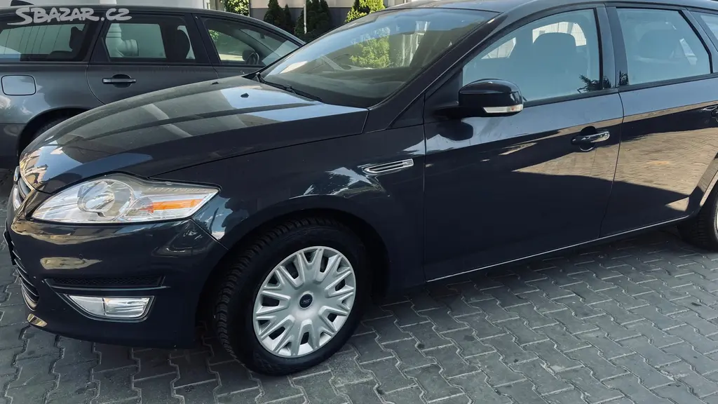 Ford Mondeo 2,0 TDCi 2015 CZ 103KW 109tKM !!! - fotka 2