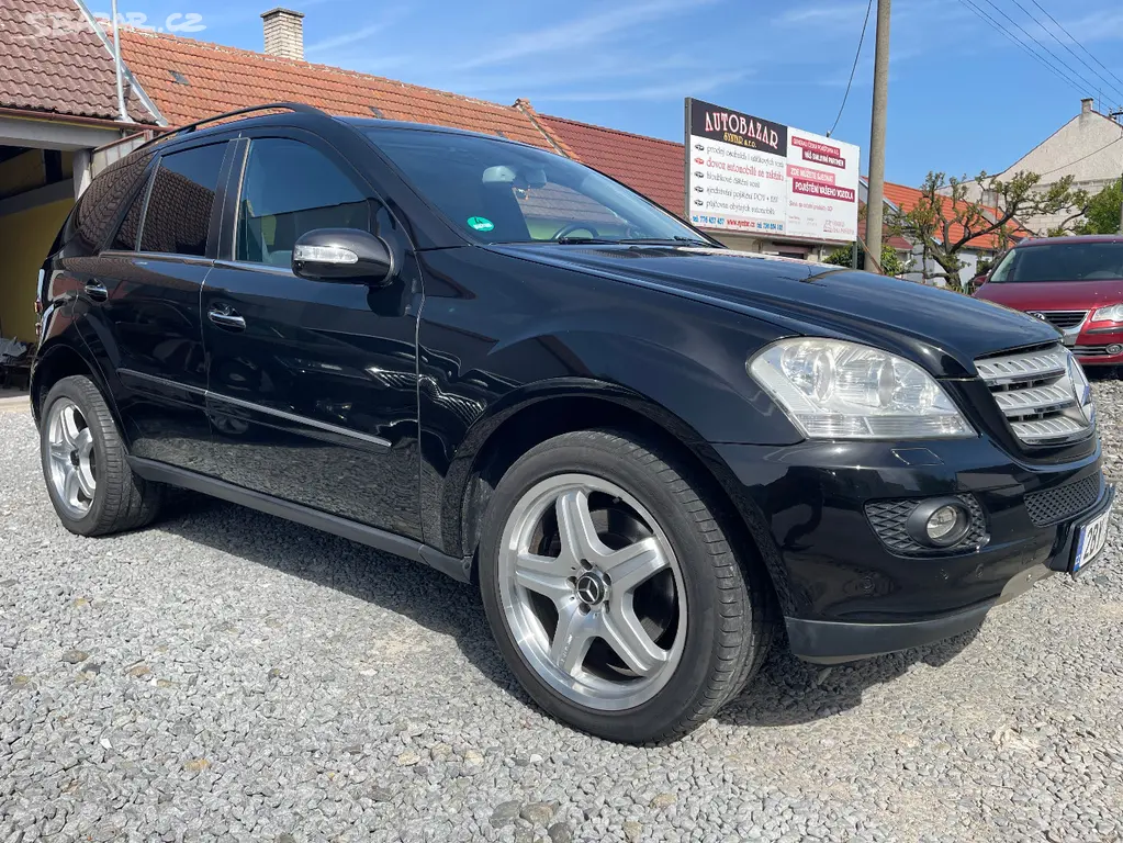 MERCEDES BENZ ML 420 CDI 4-MATIC PEKNY STAV. - fotka 6
