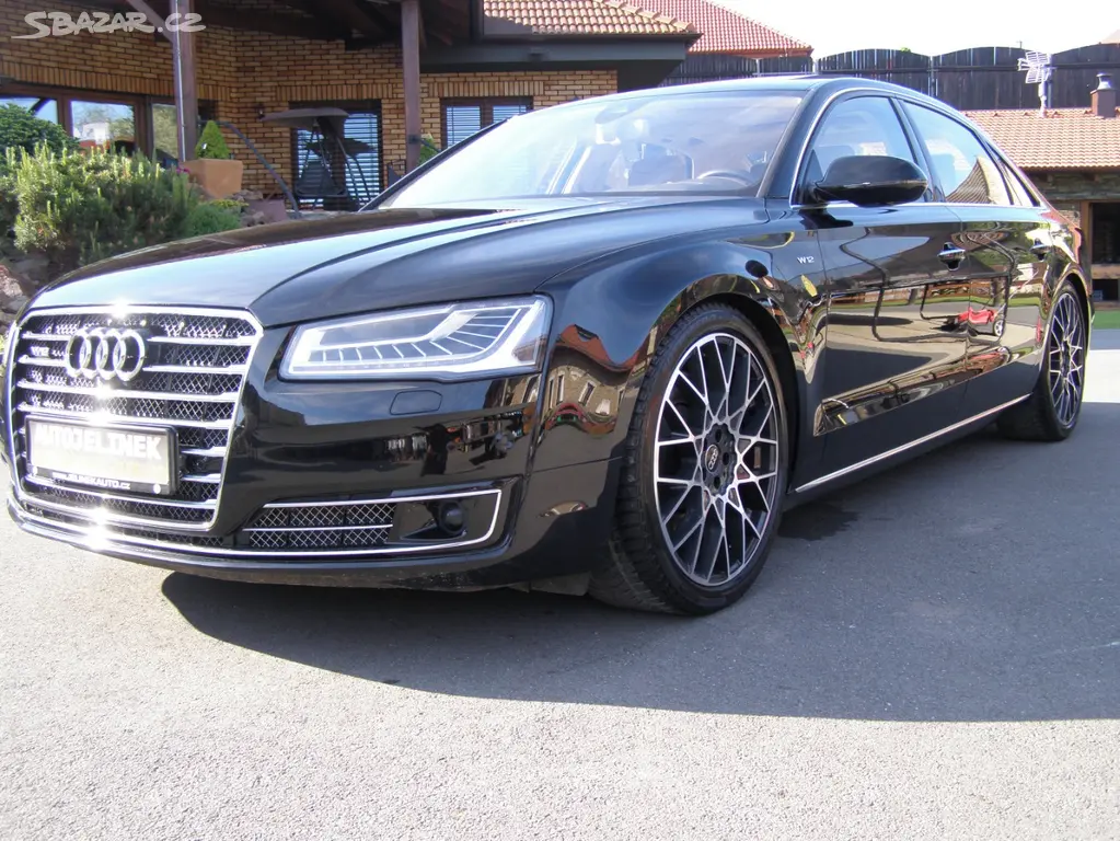 Audi A8 LONG 6.3 W12 500PS 2016