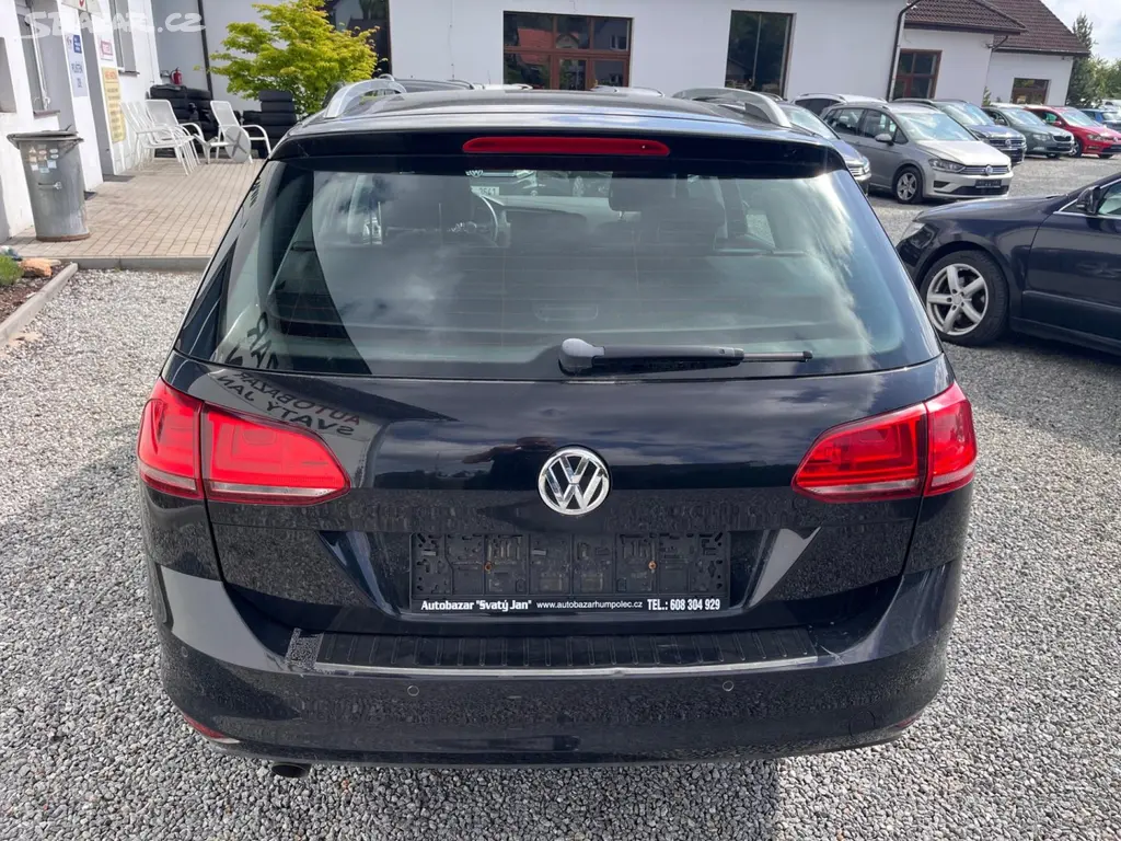 Volkswagen Golf, 1.6TDI Serviska,TOP STAV - fotka 3