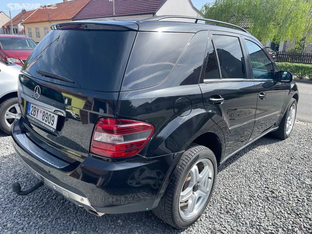 MERCEDES BENZ ML 420 CDI 4-MATIC PEKNY STAV. - fotka 5