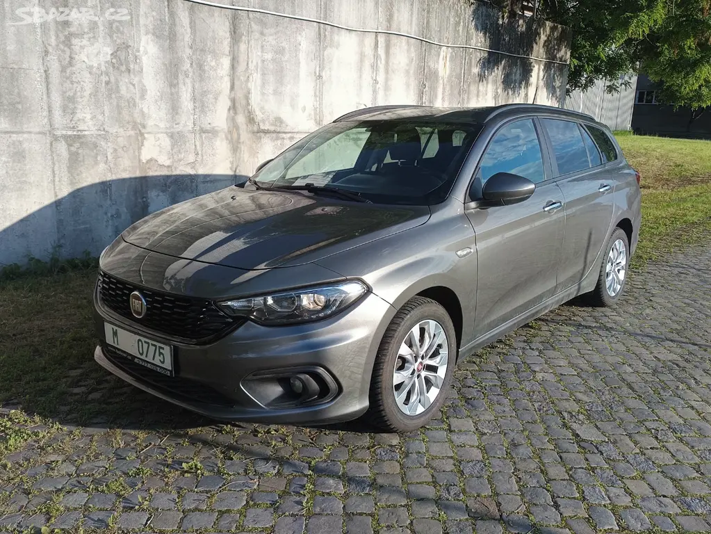 Fiat Tipo 1.6 JTD, 88 kW, r.v. 2017, navi, klima - fotka 4