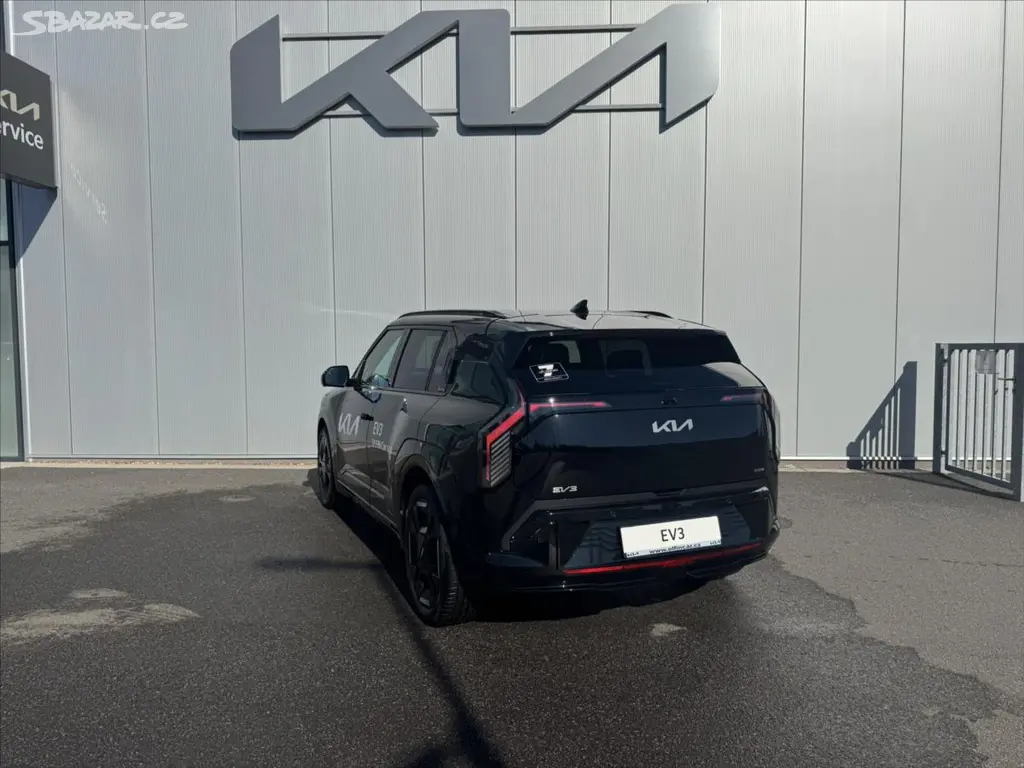 Kia EV3, 81,4 kWh GT-LINE - fotka 3