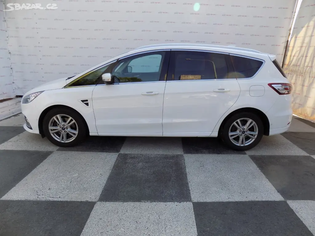 Ford S-MAX, 2.0TDCi/Titanium/AT/LED/ - fotka 2