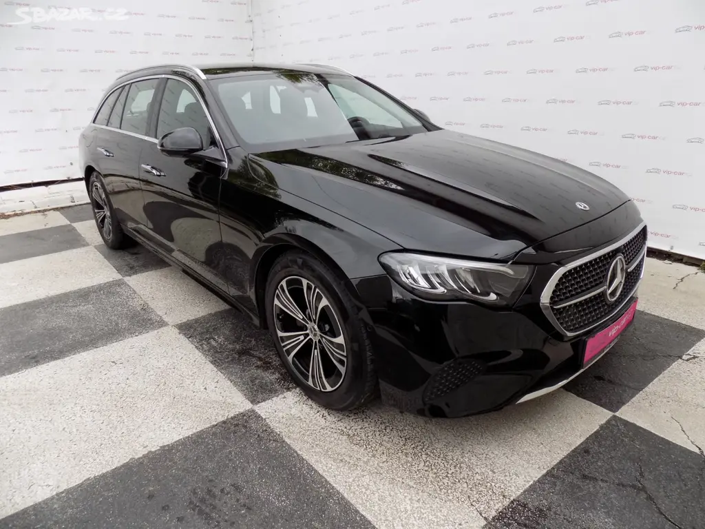 Mercedes-Benz Třídy E, 220d/Performance LED/DPH/ - fotka 5