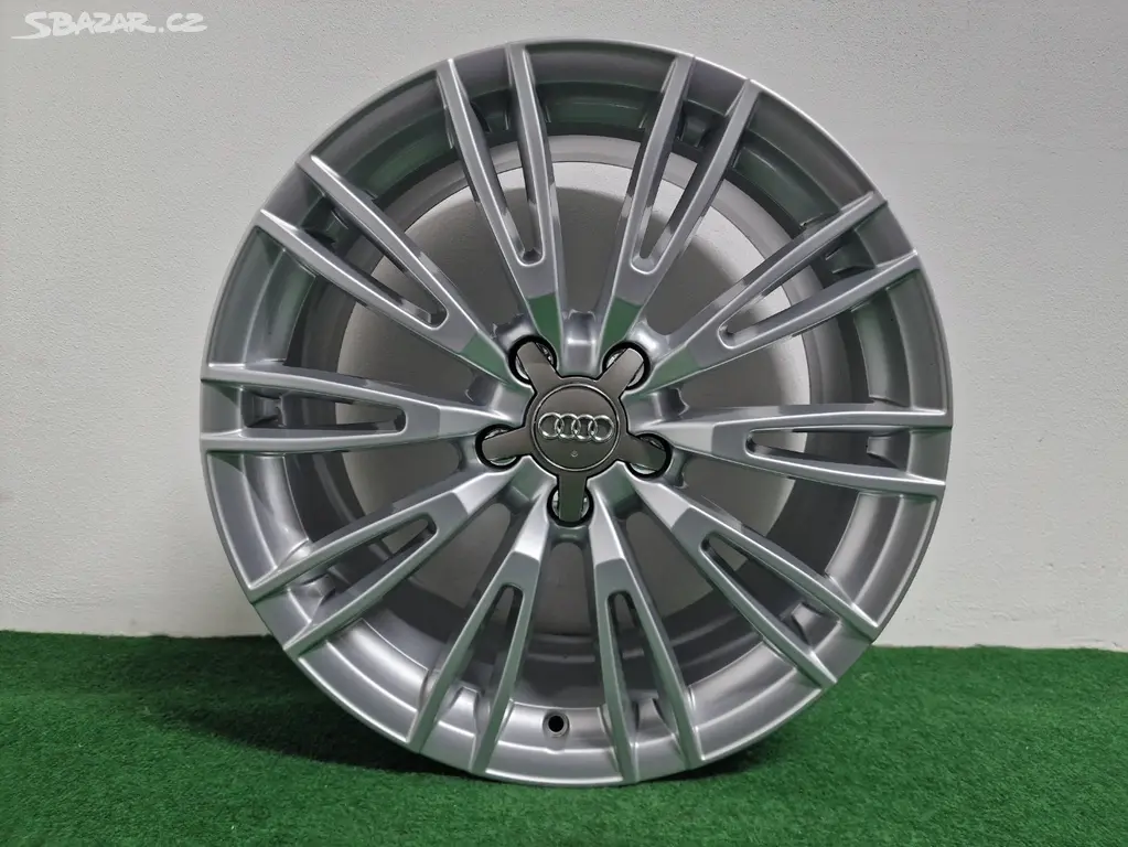 Audi A8 Alu kola 18  Originál 4H0601025AP