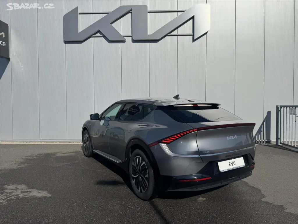 Kia EV6, 77,4 kWh EARTH PRO - fotka 3