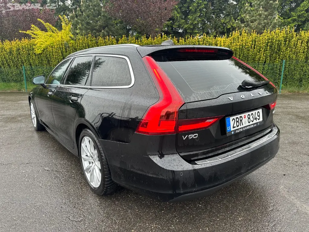 Volvo V90 2.0 D3 110kW - fotka 5