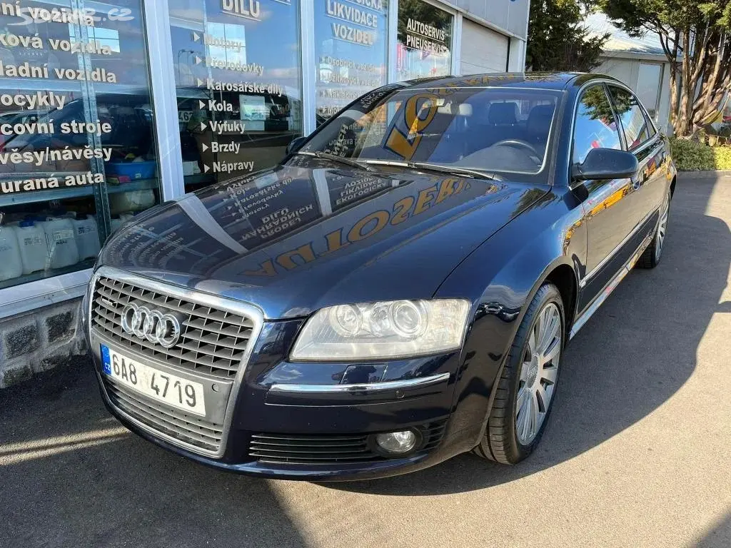 Audi A8, 4,2 Long - Vládní vůz